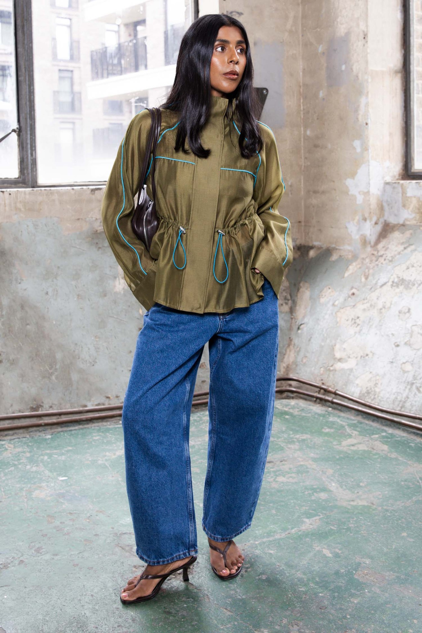 Indigo Beni Barrel Jeans view 3